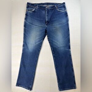 Wrangler 947STR Dark Blue Jeans Men's 43x32 Straight Leg Cowboy Cut Denim Jeans